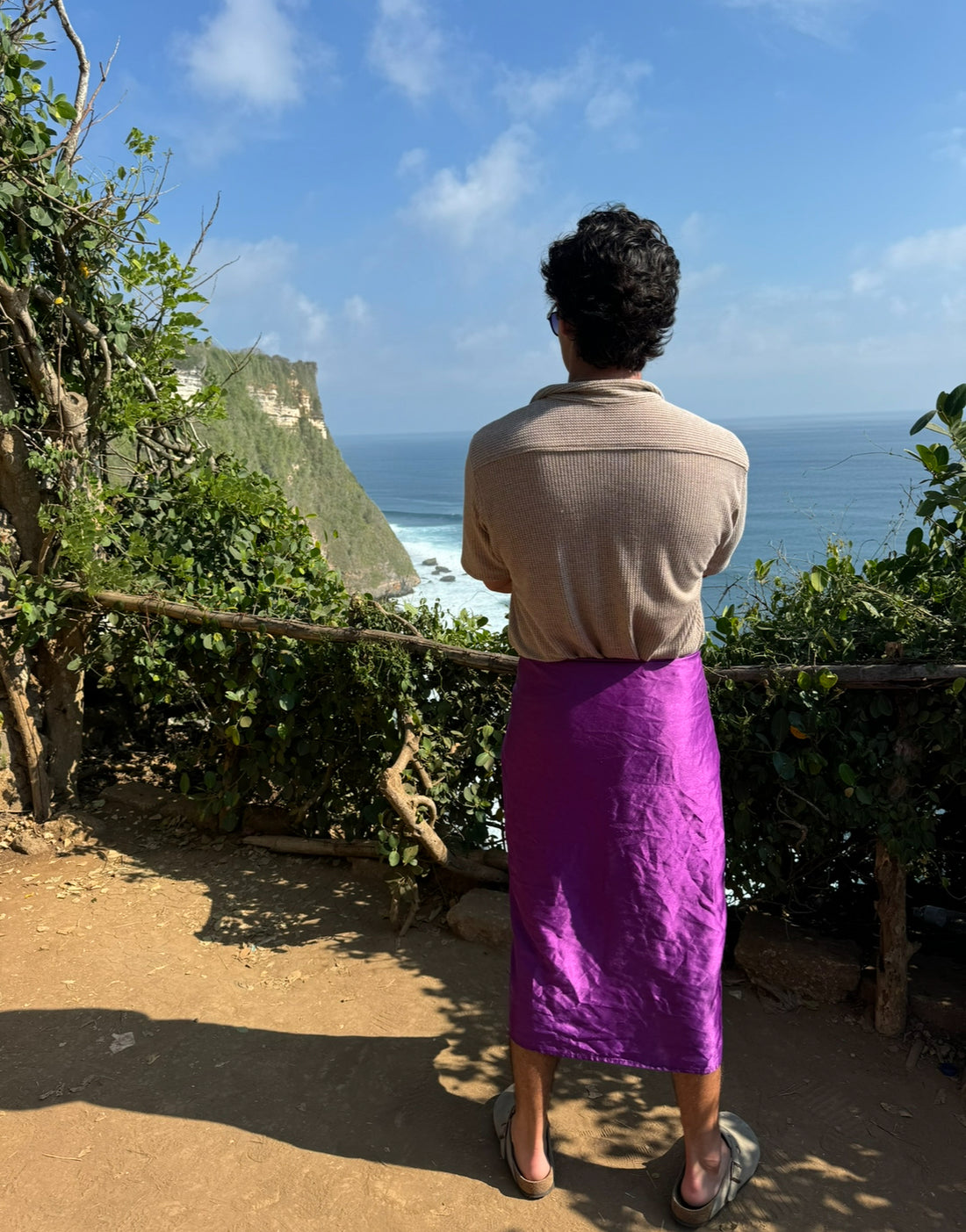 Day 32: Uluwatu & Stolen Phone (Monkey Business)